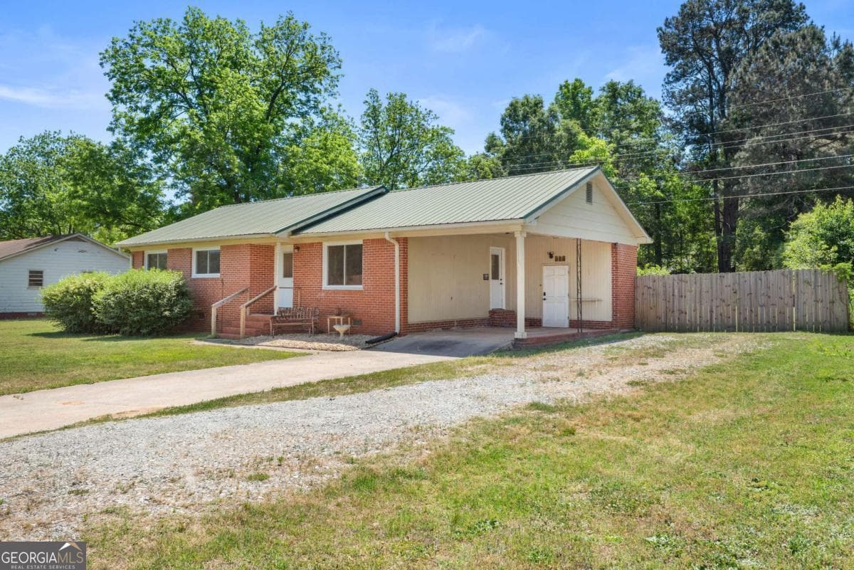 1510 E Hwy 16 — photo 1