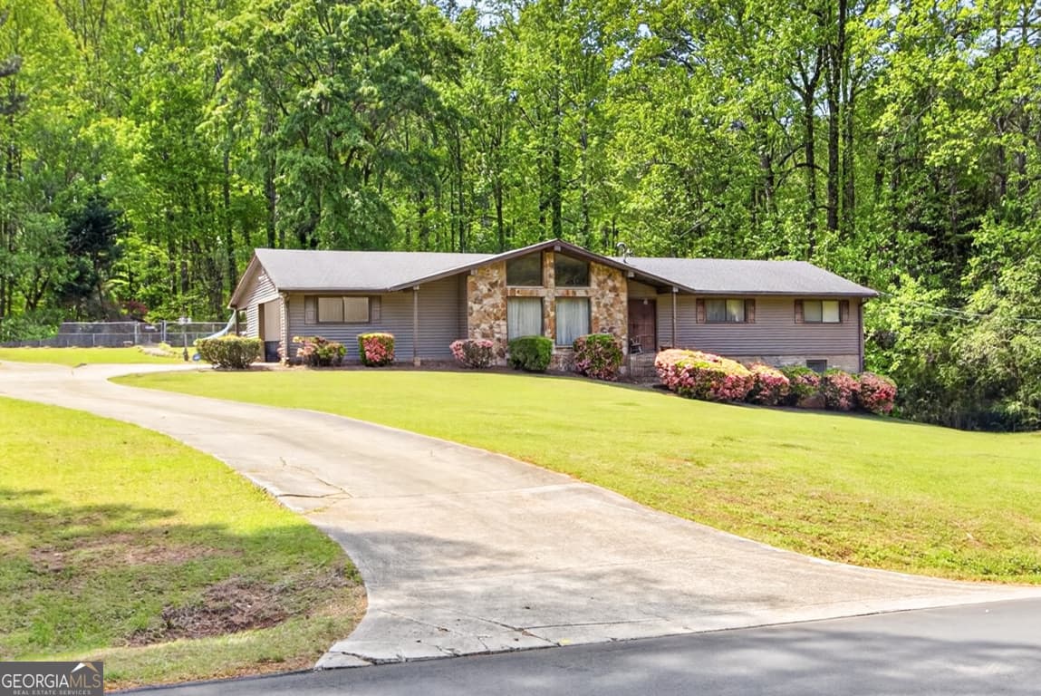 249 Poplar Nw St — photo 1