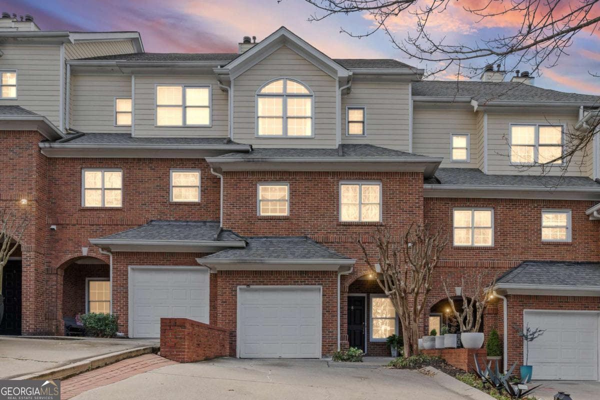 1200 Wing St 8 — photo 1