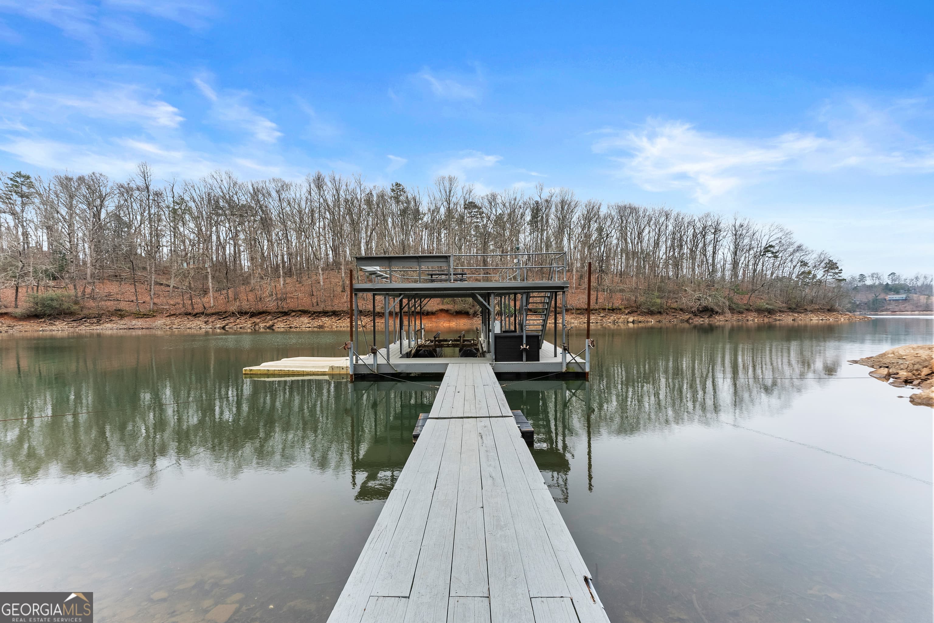 6052 Seminole Dr — photo 1