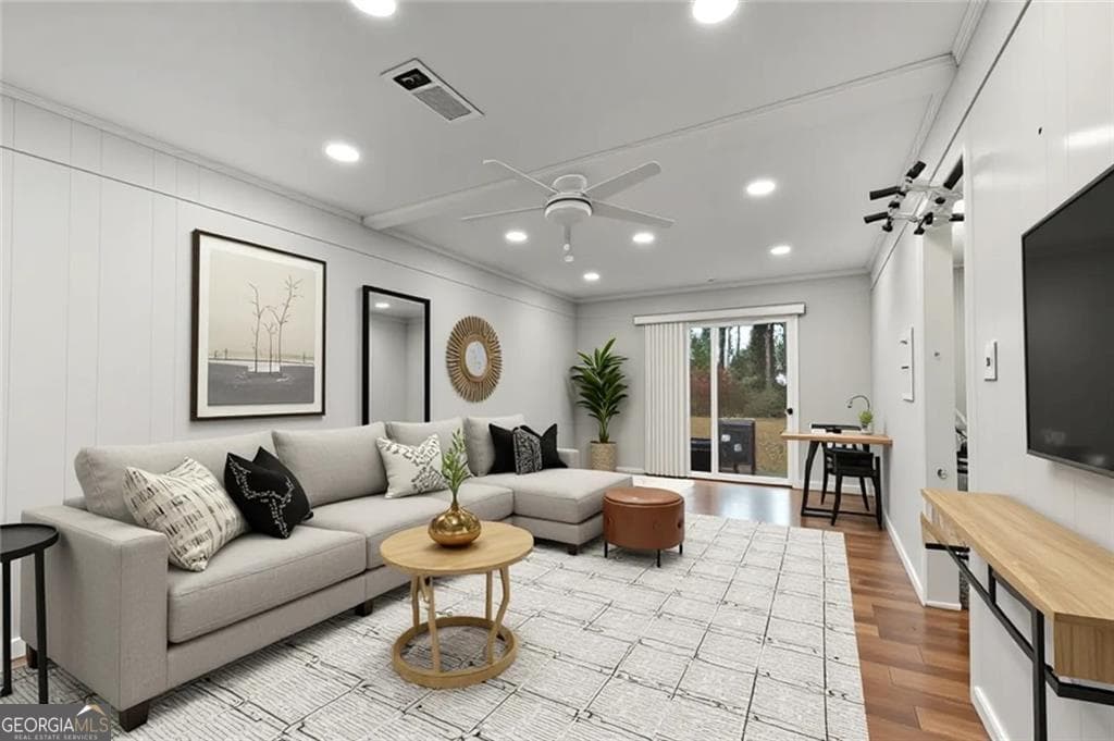 1454 Helen Sw Ln — photo 2