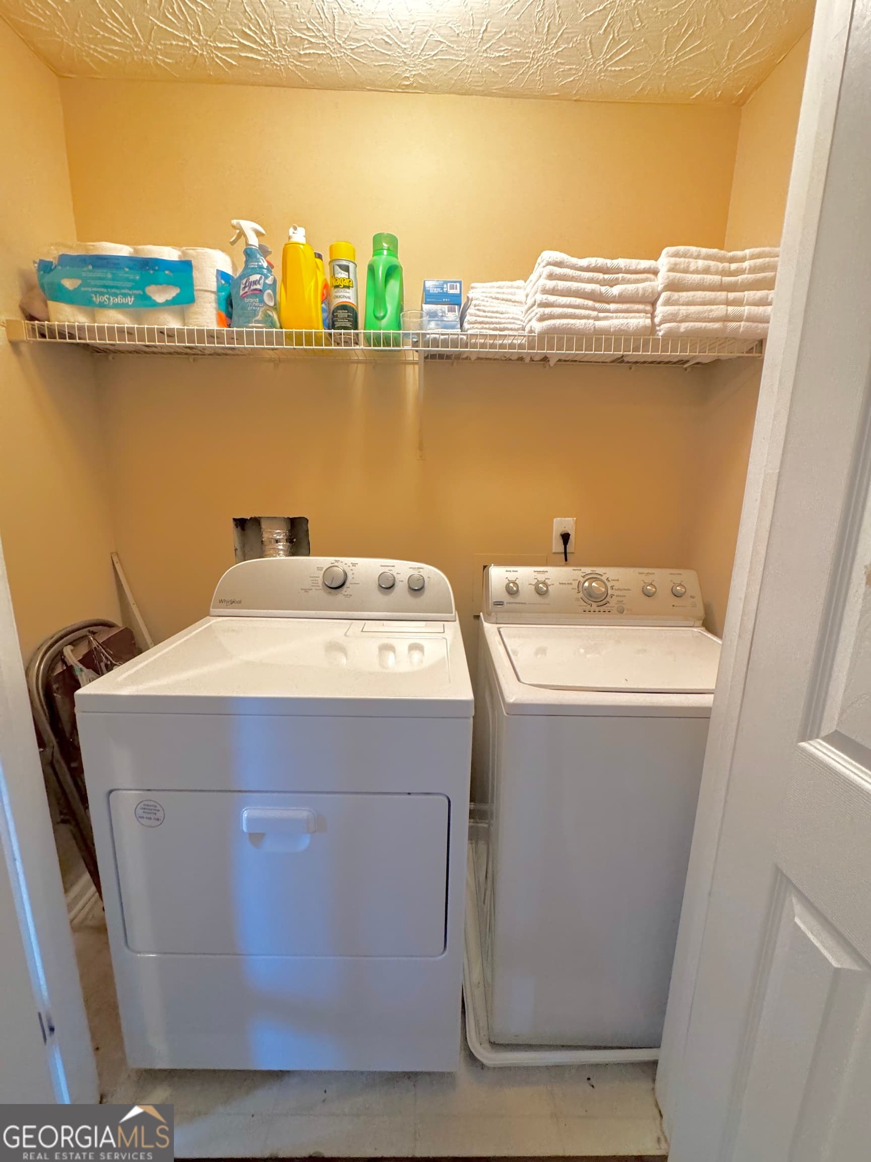 2375 Garnet Ave — photo 17