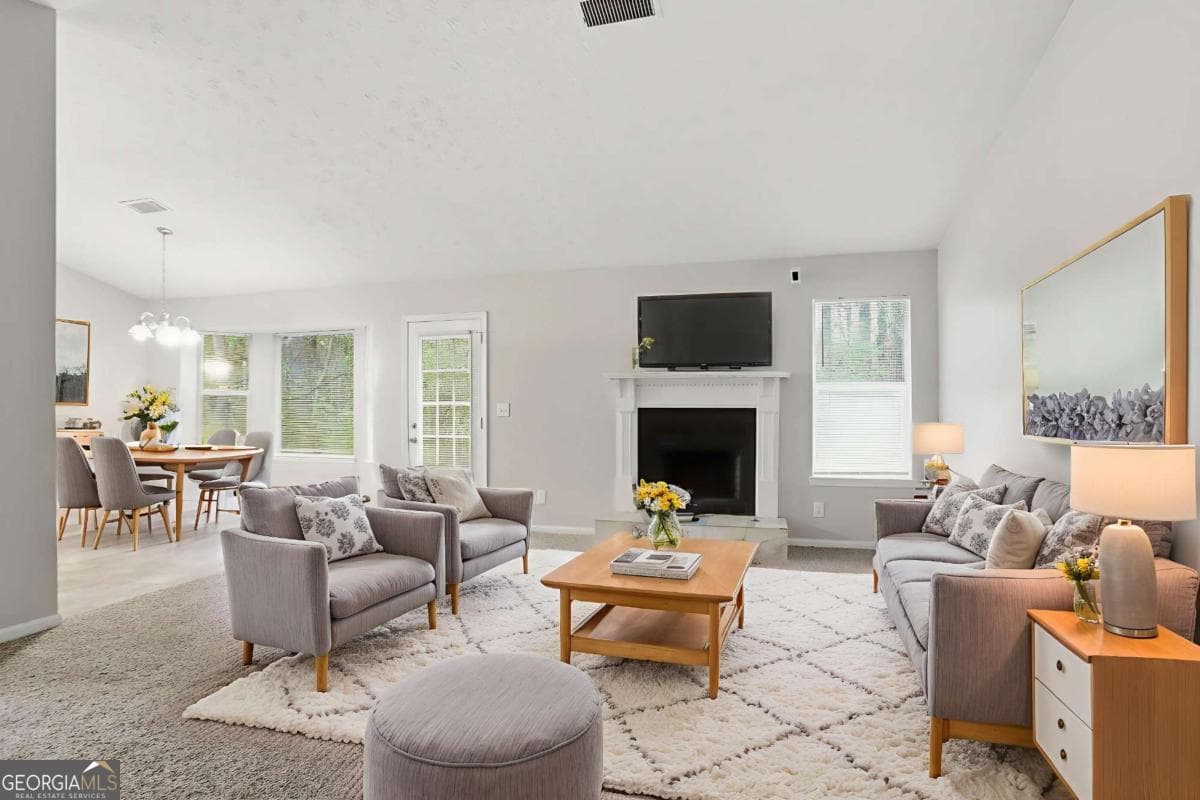 5438 Winslow N Crossing — photo 2