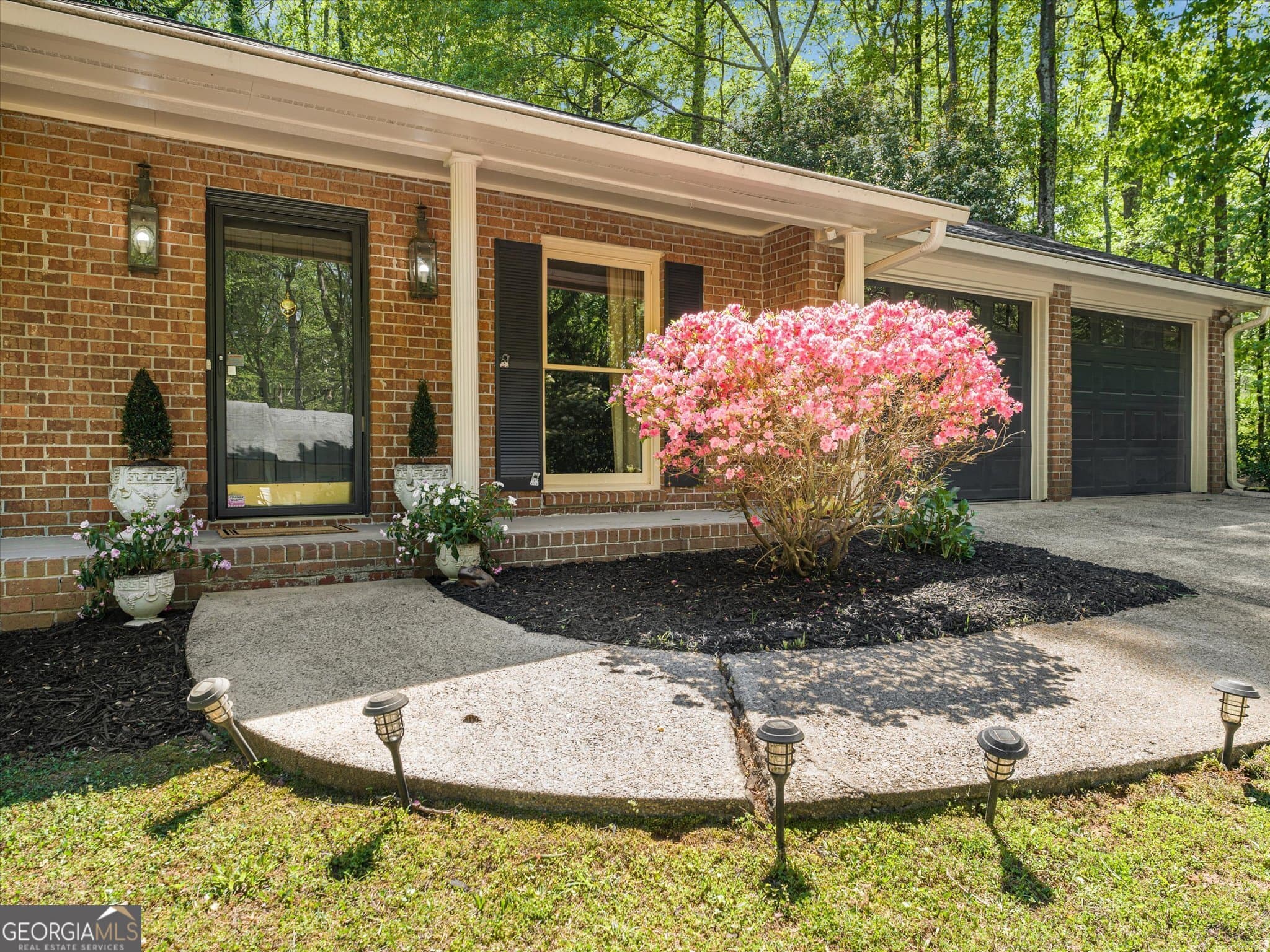 440 Benson Hurst Sw Dr — photo 2