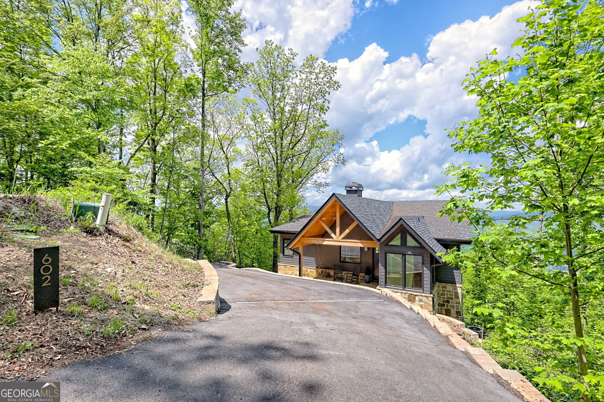 602 Charmont Dr — photo 62