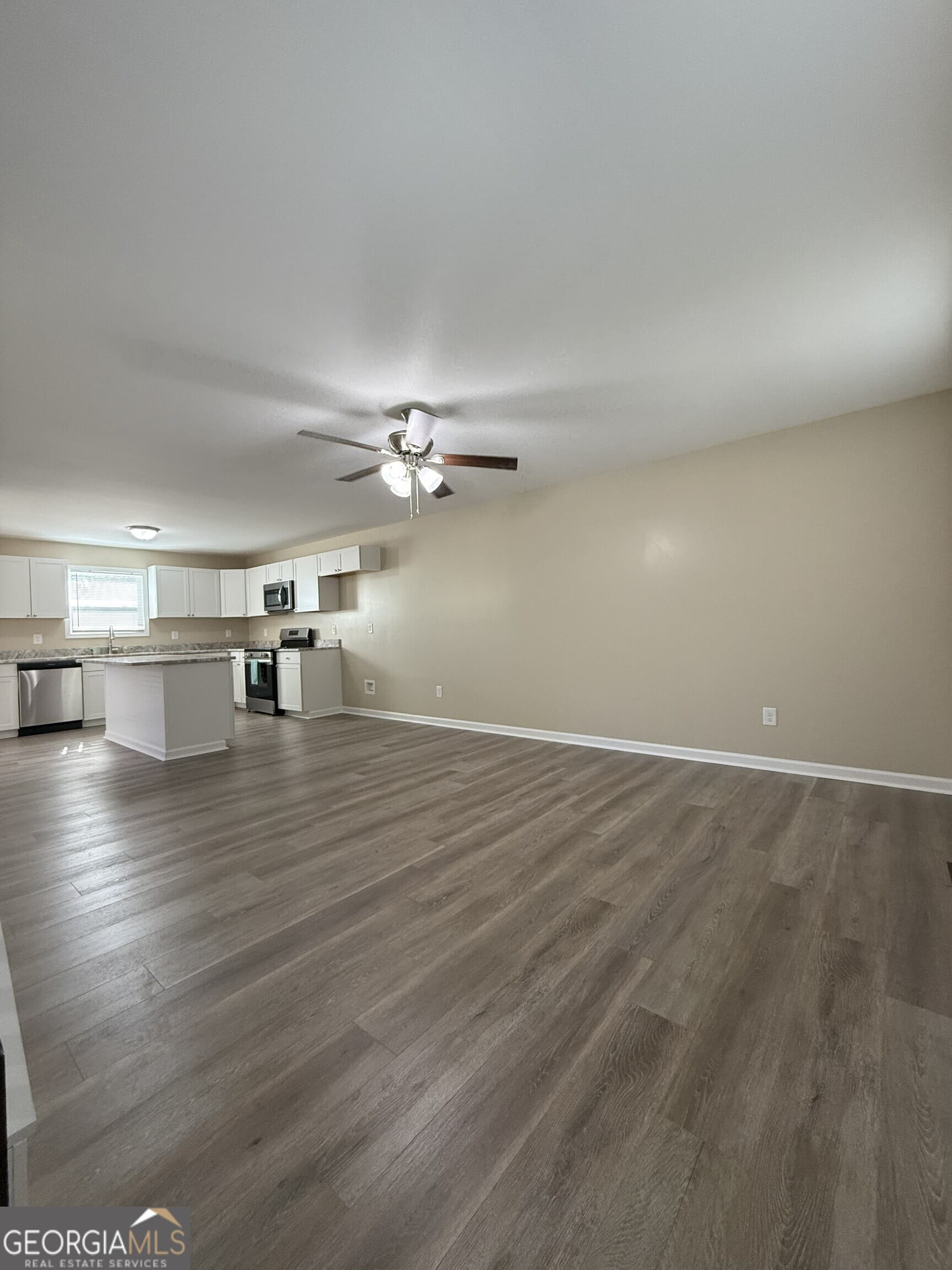 210 Charlotte Circle — photo 2