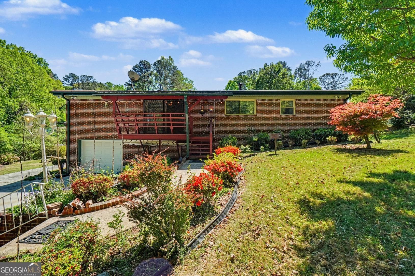 2429 Woodhill Ln — photo 33