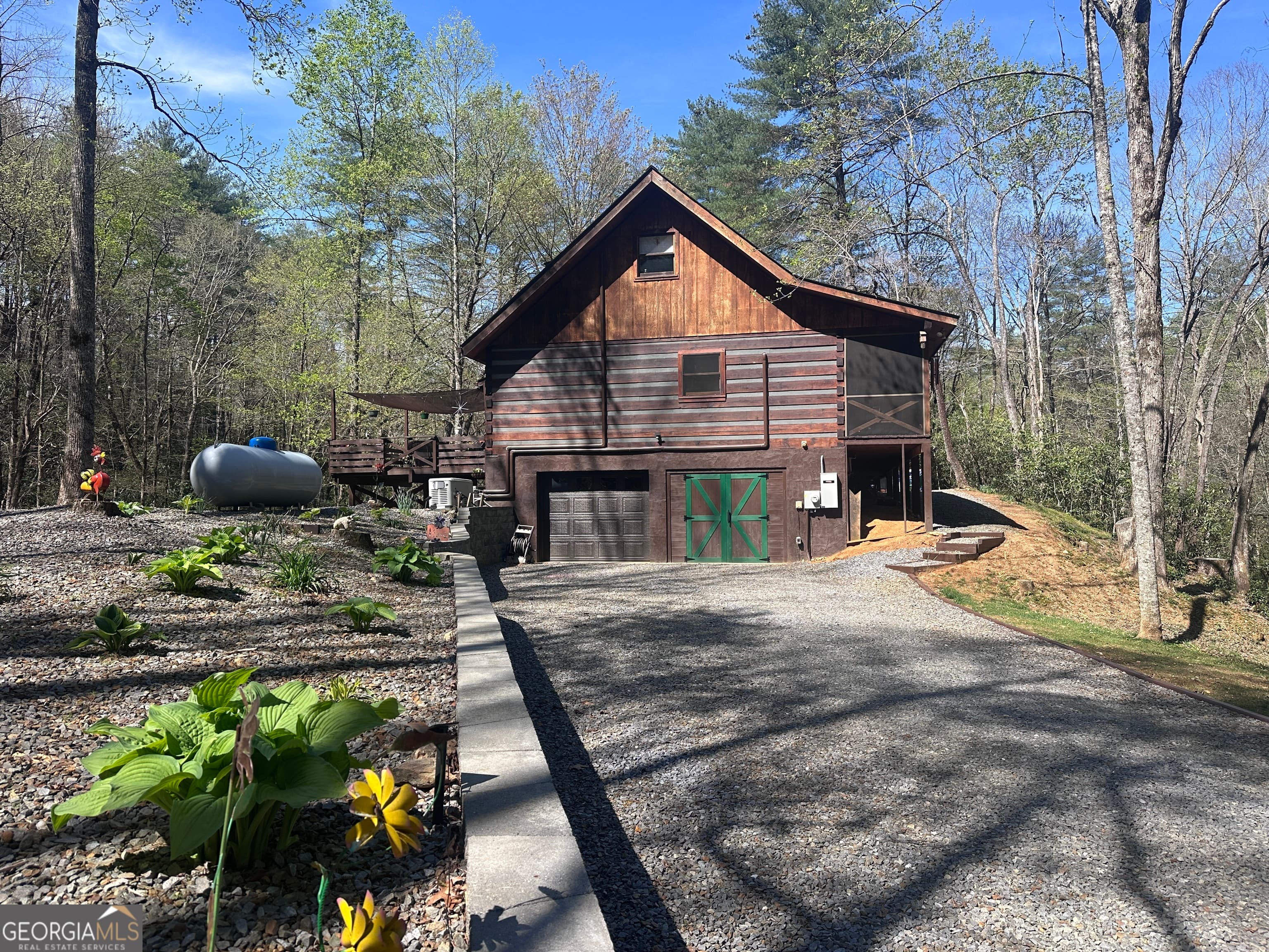 520 Farmer Dr — photo 1