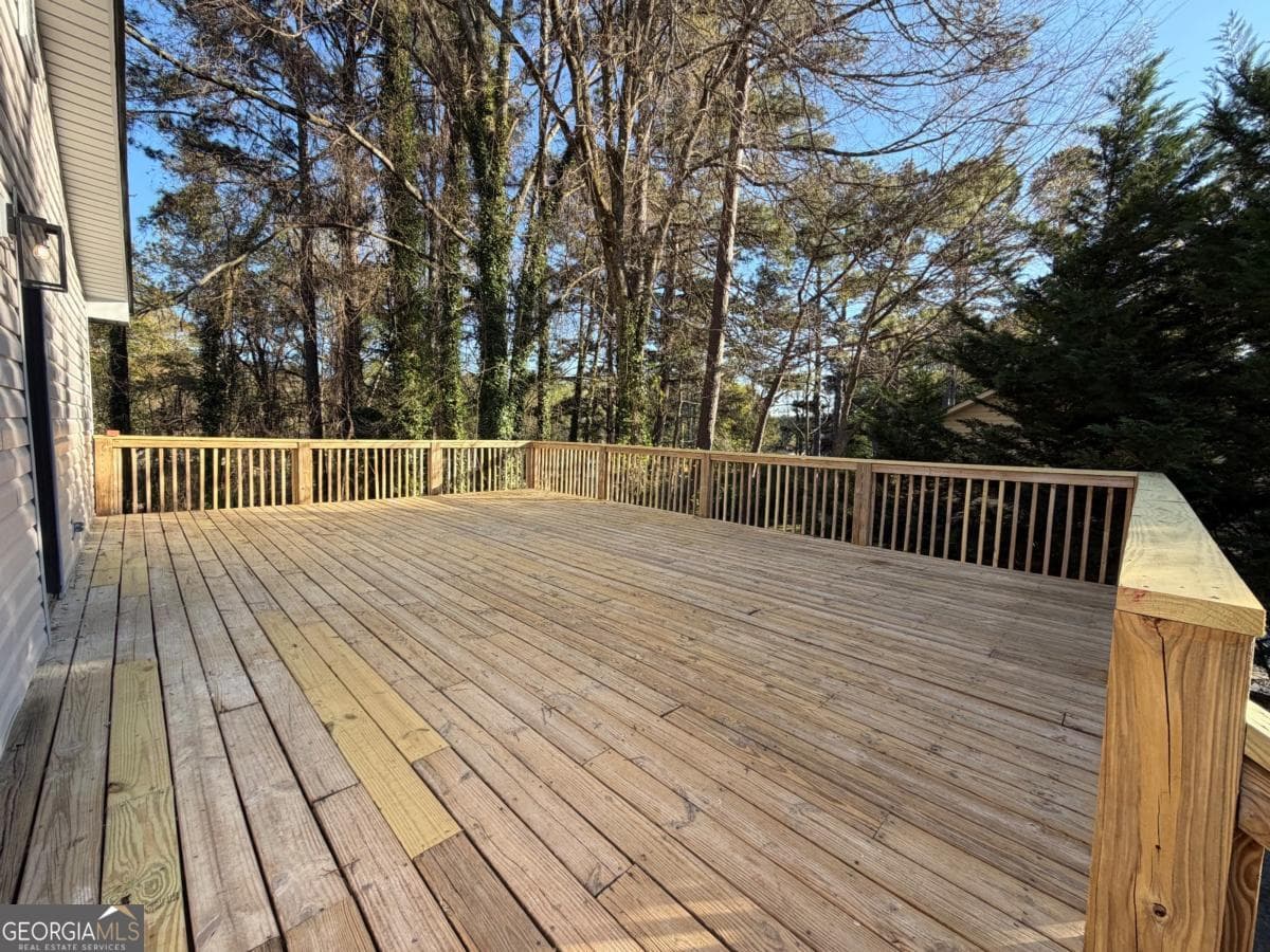 2415 Wales Dr — photo 15