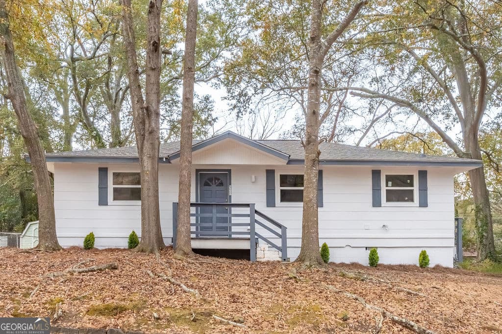 80 Menefee St — photo 1