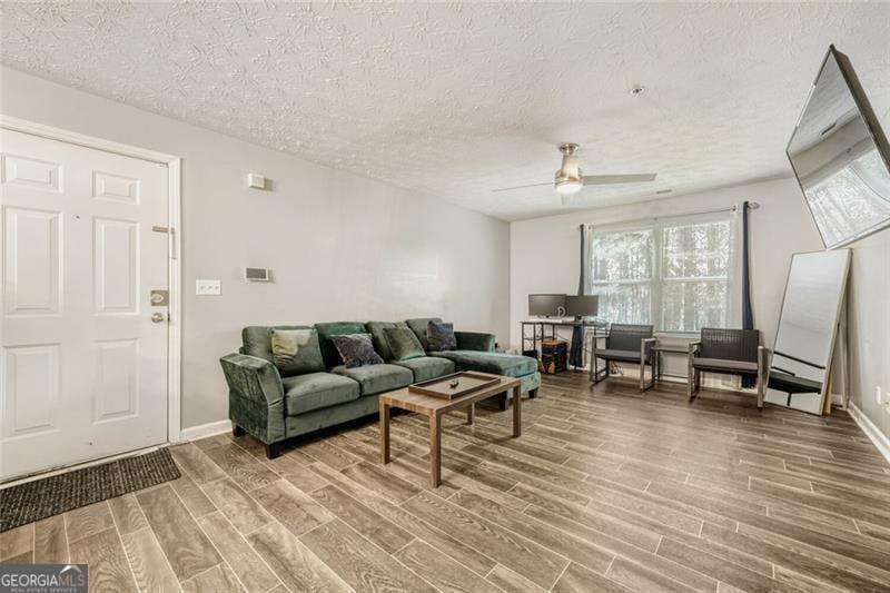 10204 Fairington Ridge Circle — photo 2