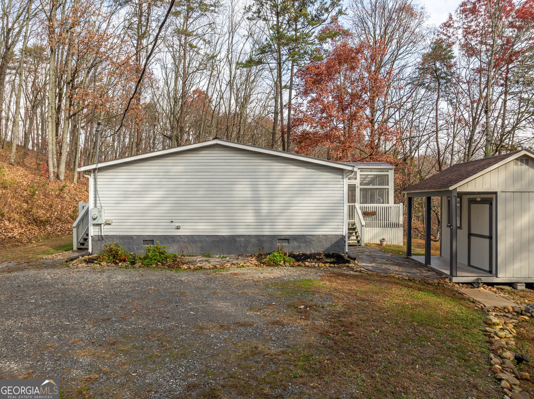 2038 Upper Salem Church Rd — photo 2