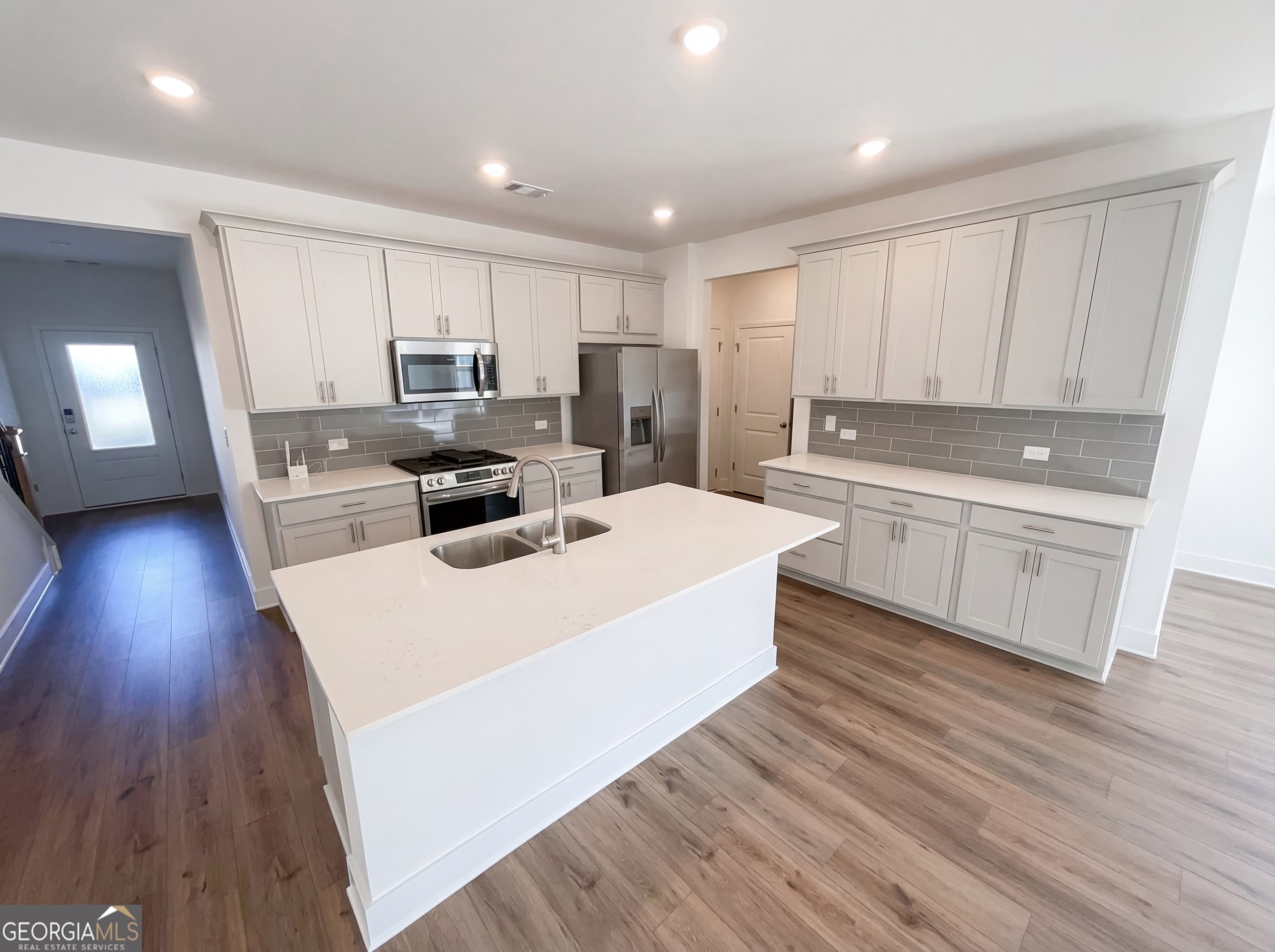 8 Mayhaw Point — photo 2