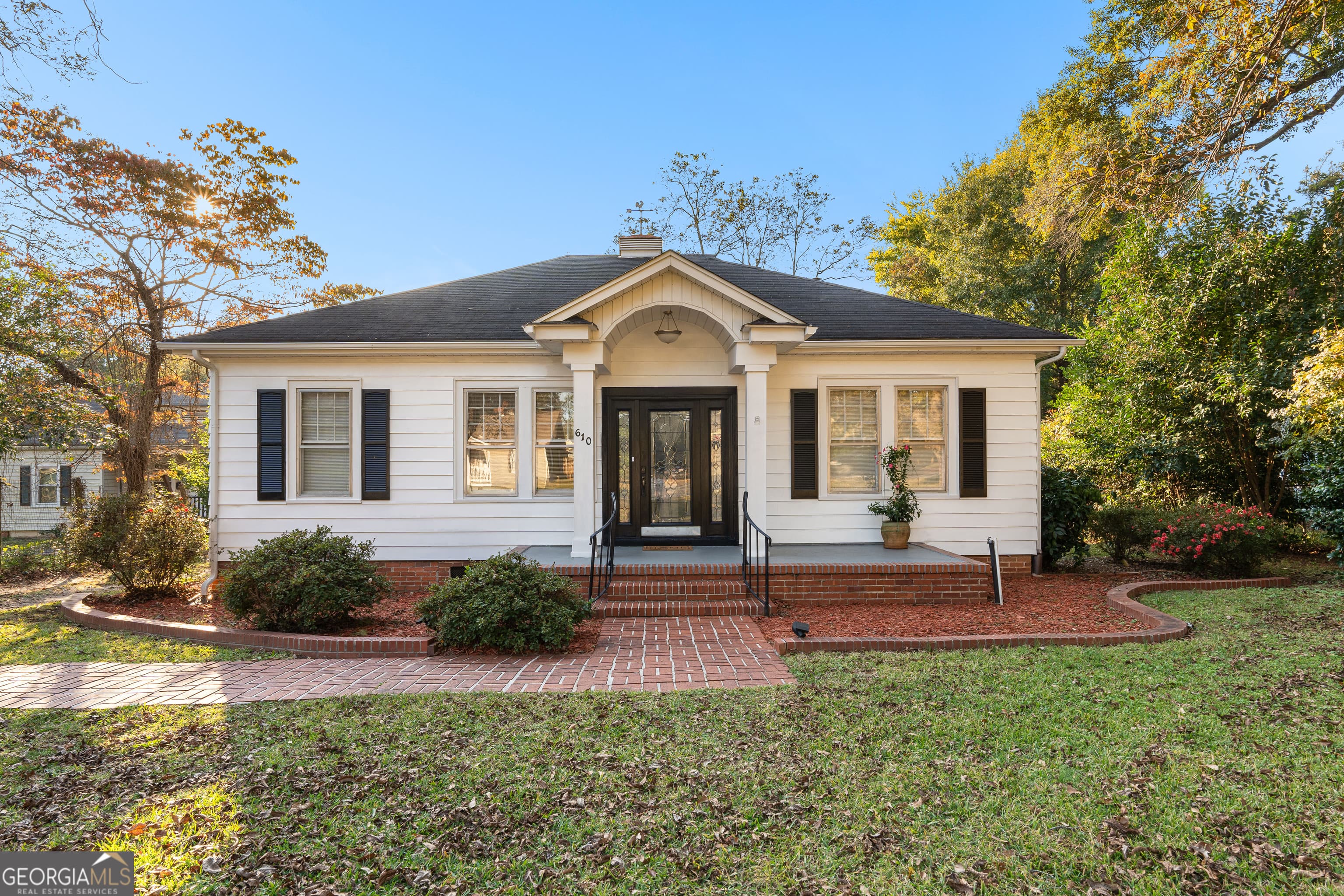 610 S Church St — photo 1