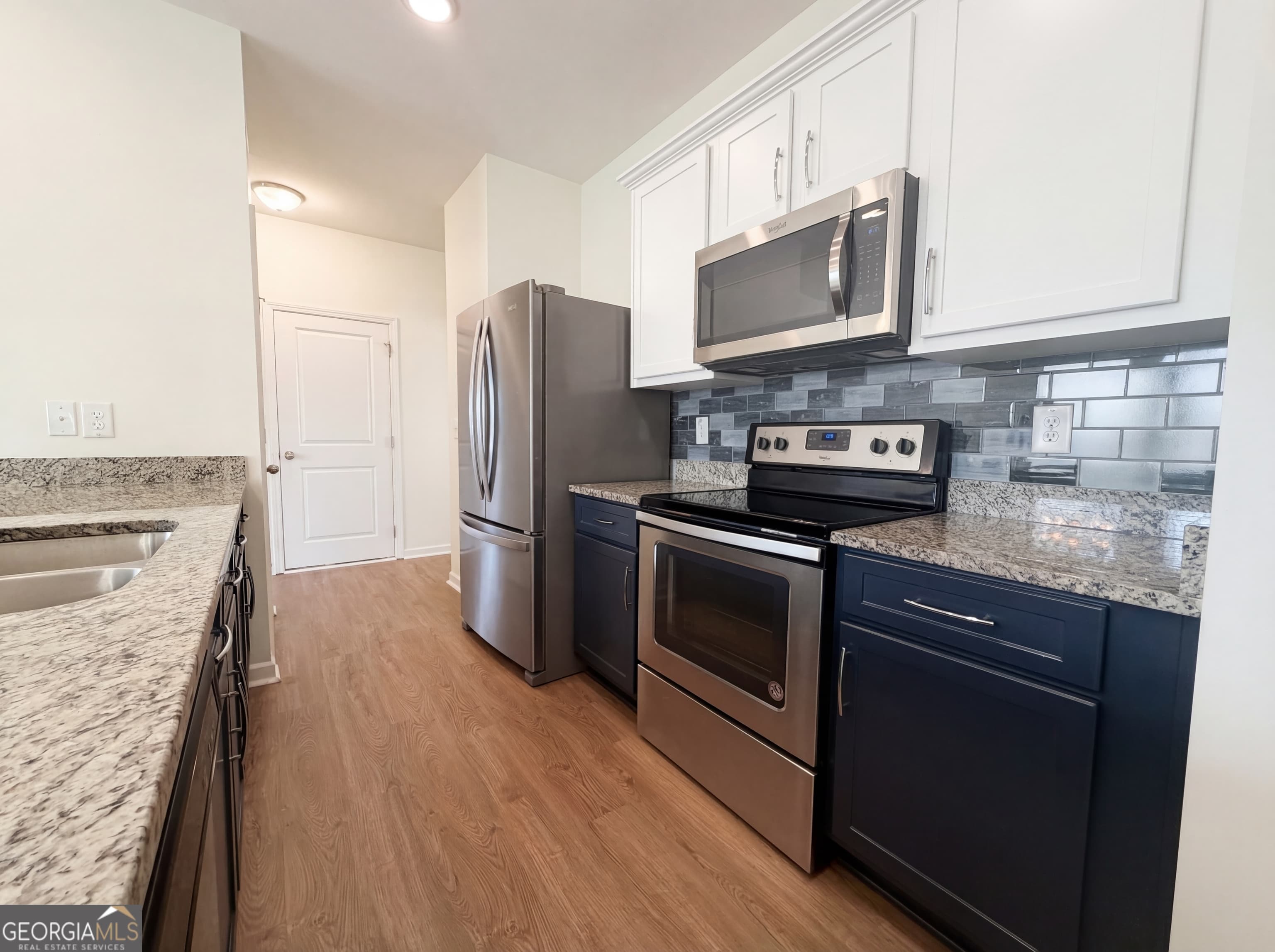 12 Whiskery Way — photo 2