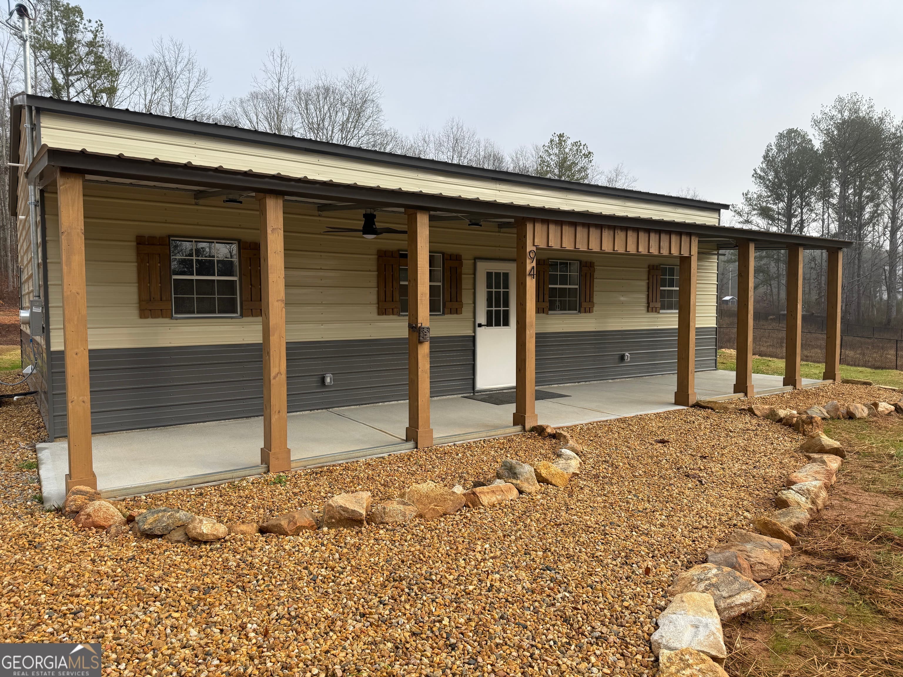 94 Lakewood Dr — photo 2