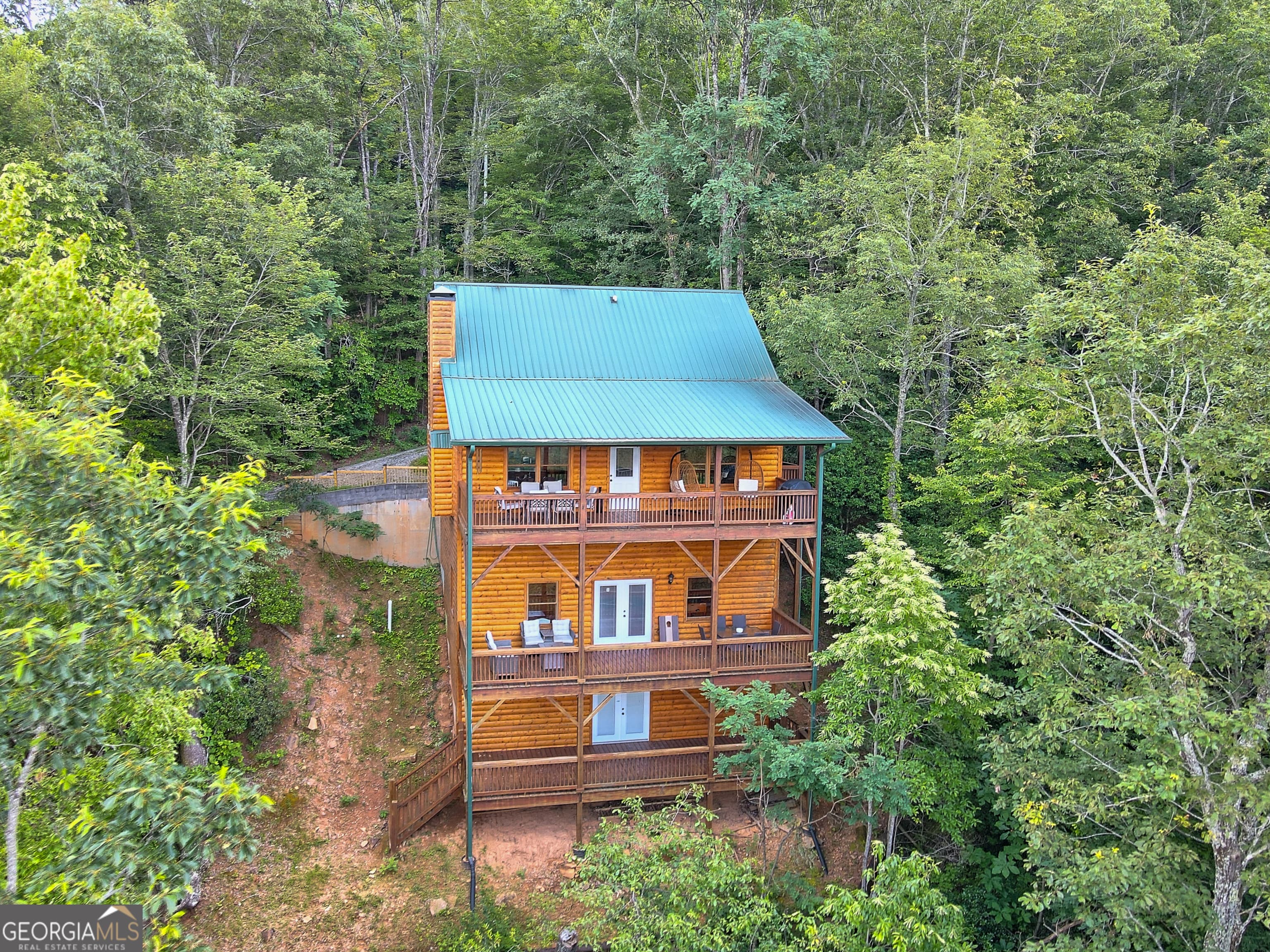 672 Screamer Dr — photo 1