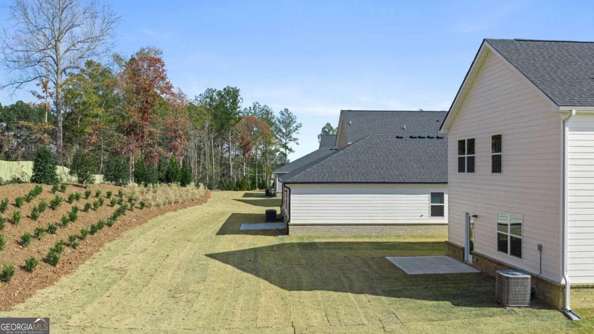 124 Holland Cove — photo 2