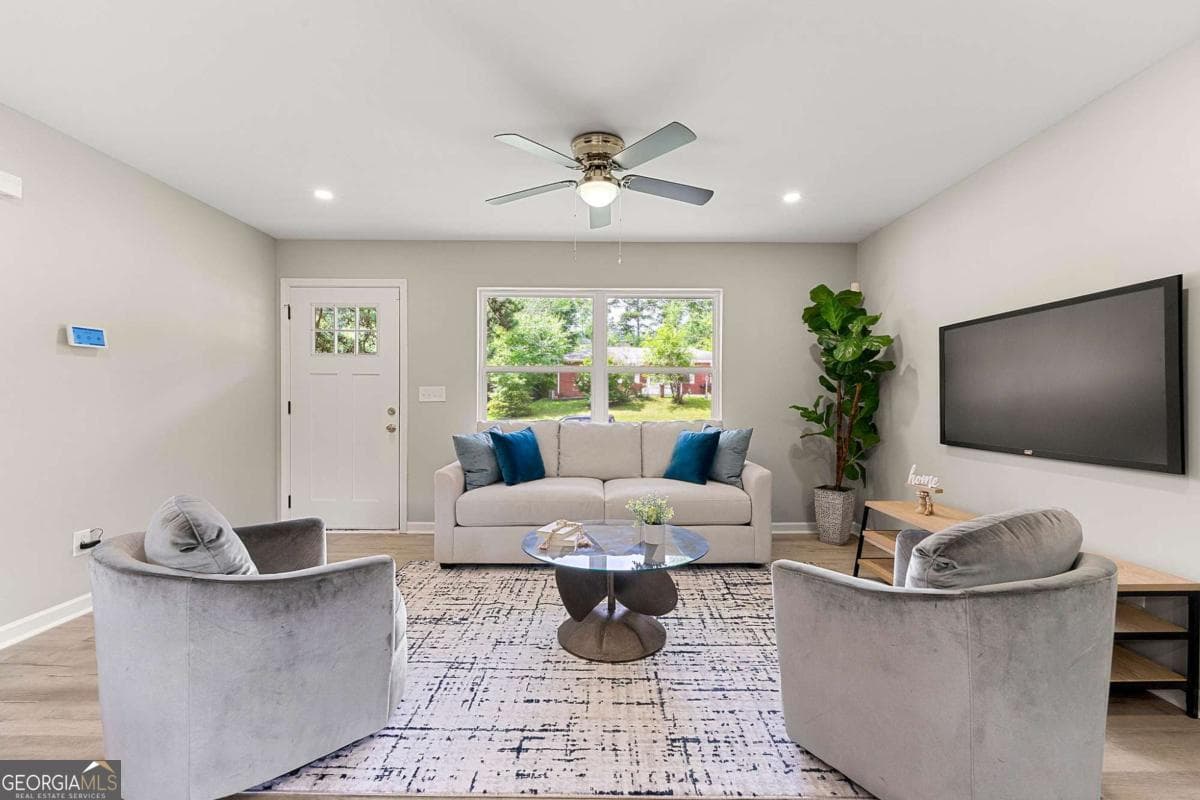 1660 Mallard Circle — photo 2