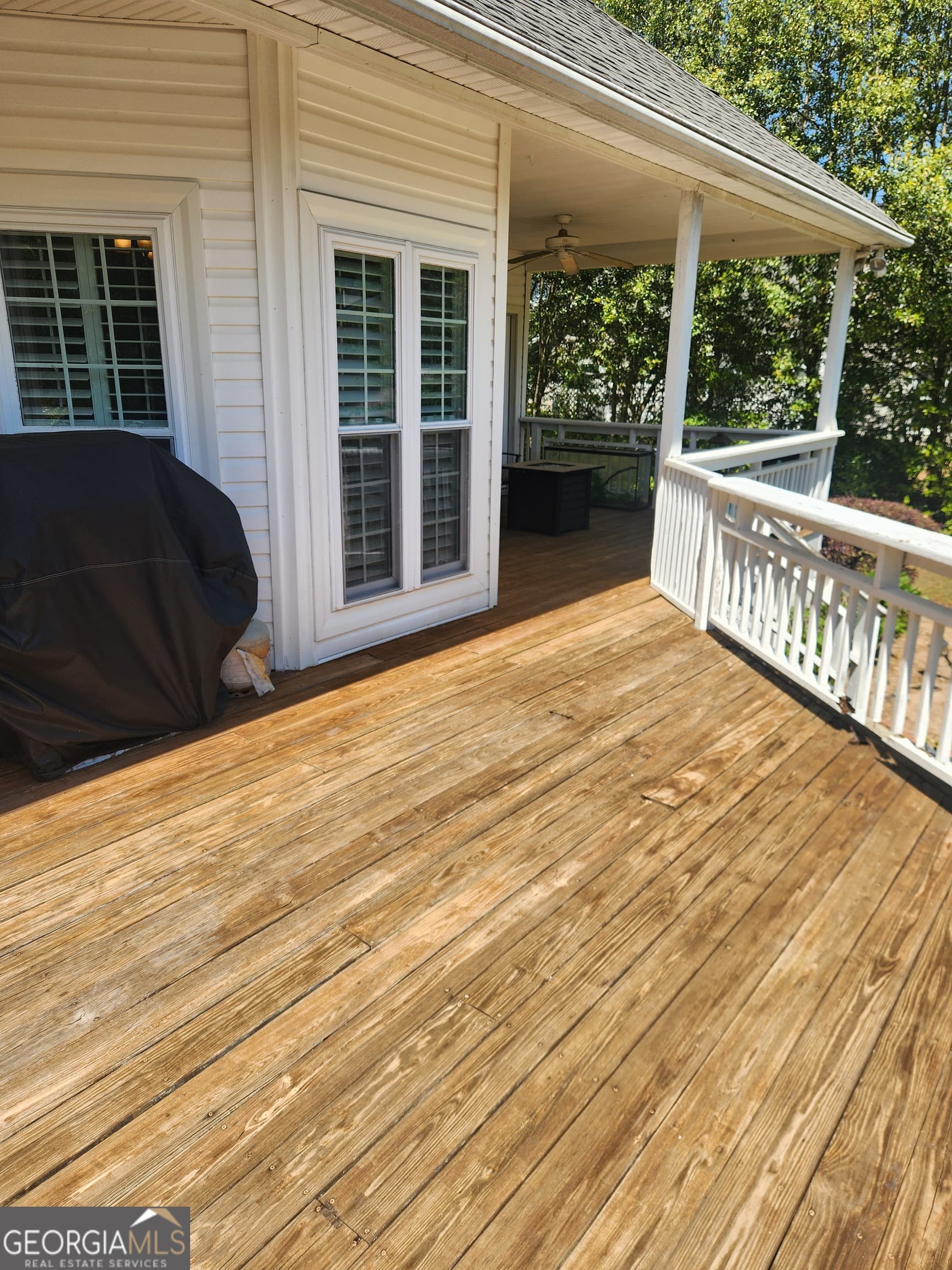 160 Fenwyck Commons — photo 27