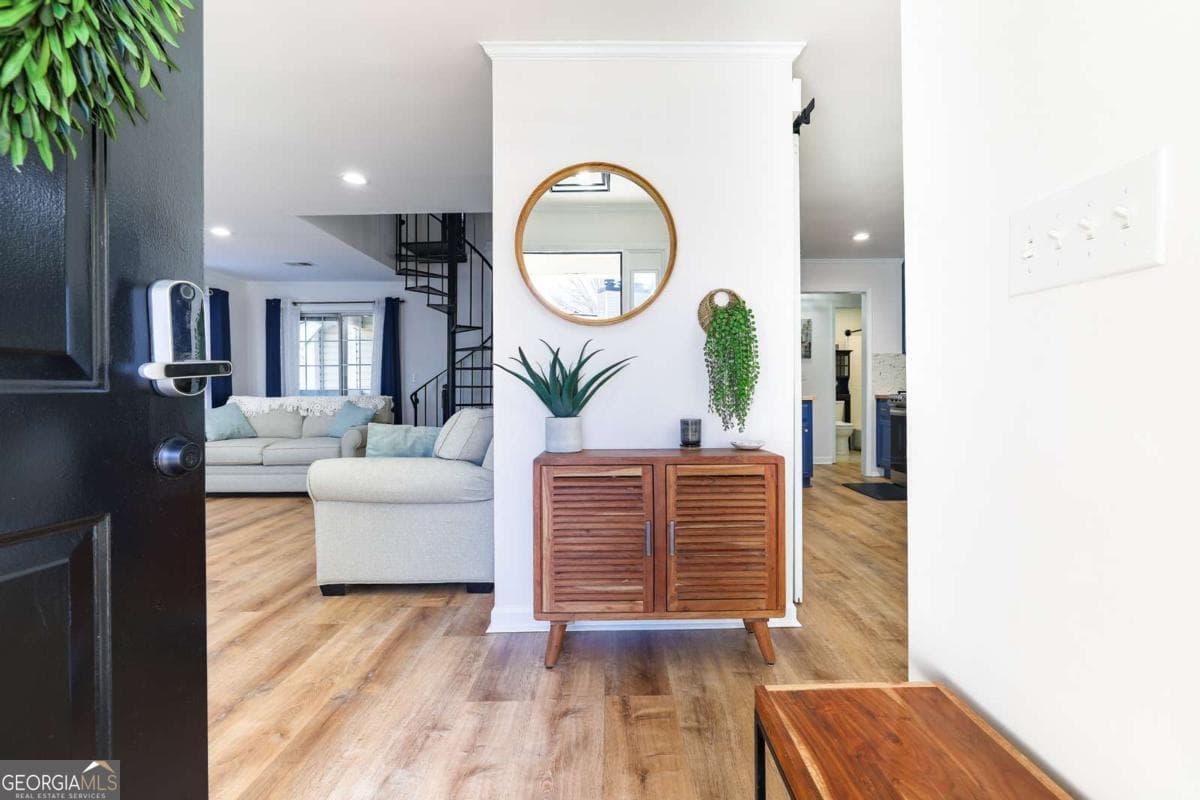 404 Countryside Se Pl — photo 2