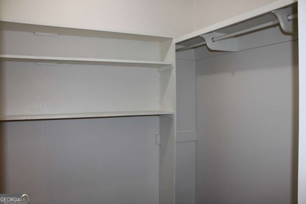 146 Rue Fontaine — photo 17