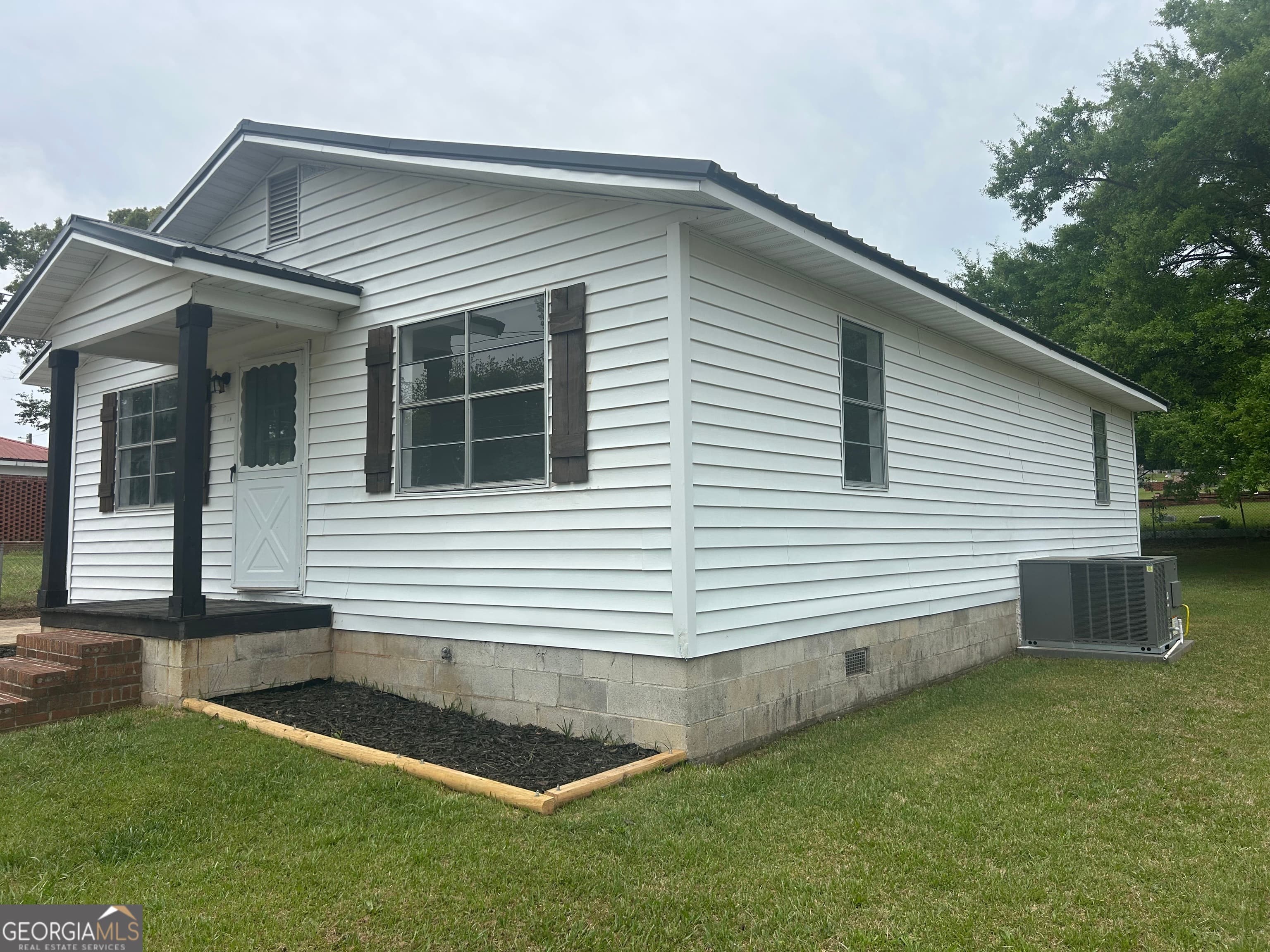 401 N 14th Ave — photo 19