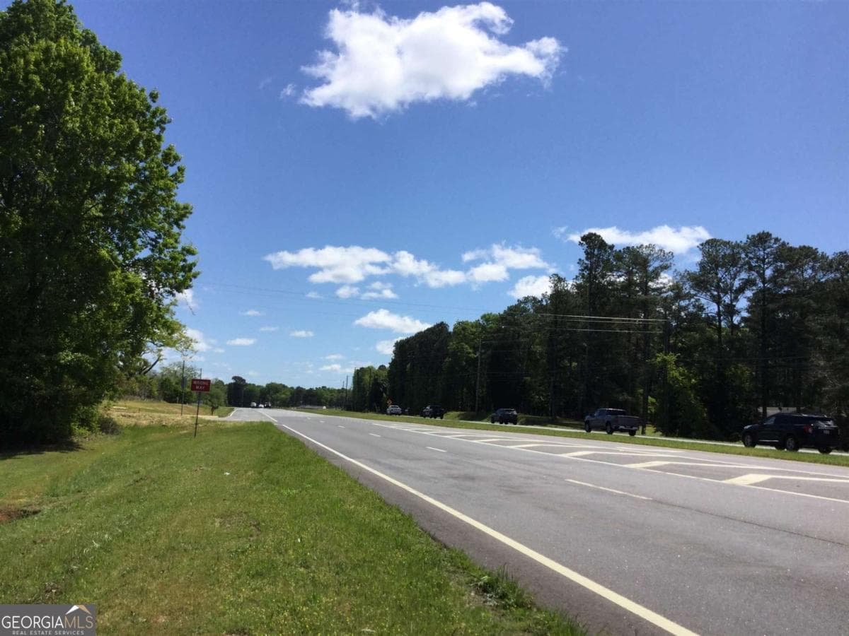 1623 Hwy 54 W — photo 11