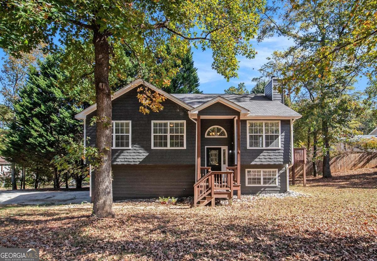 3235 Southshore Ct — photo 2