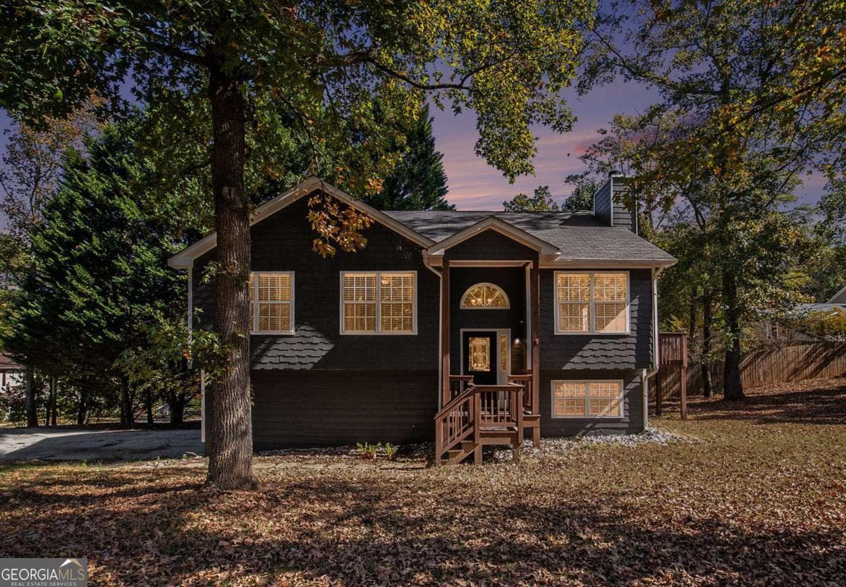 3235 Southshore Ct — photo 1