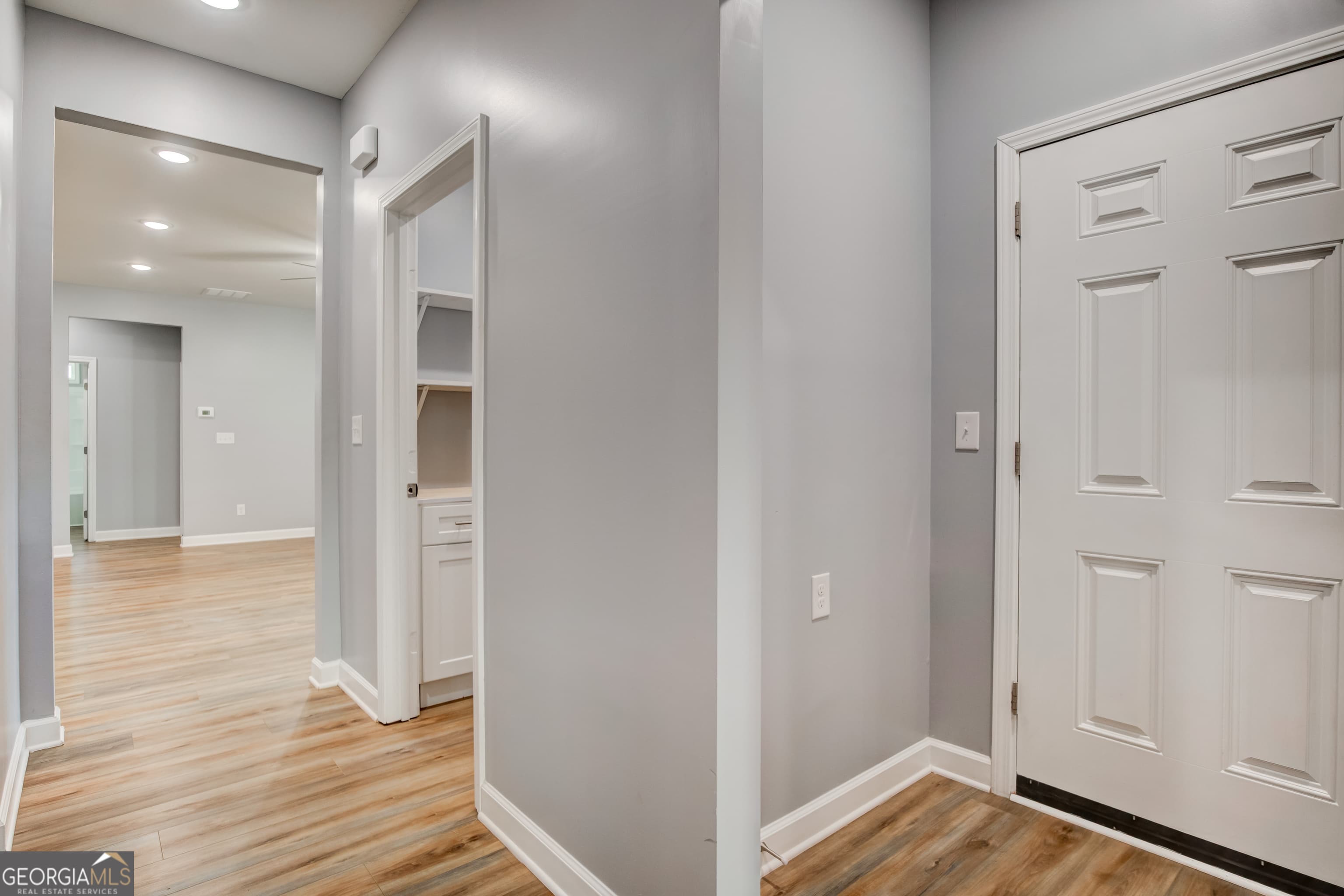 567 M L King Jr Dr — photo 31