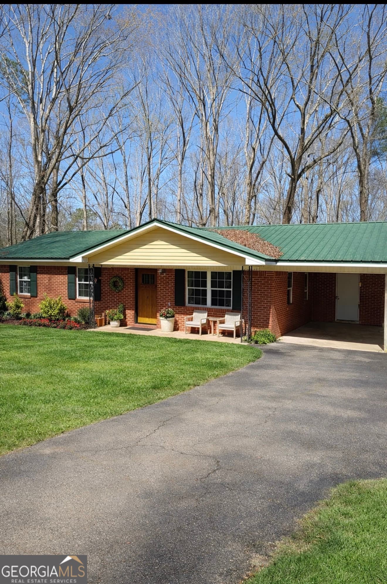 725 Strickland Town Rd — photo 1