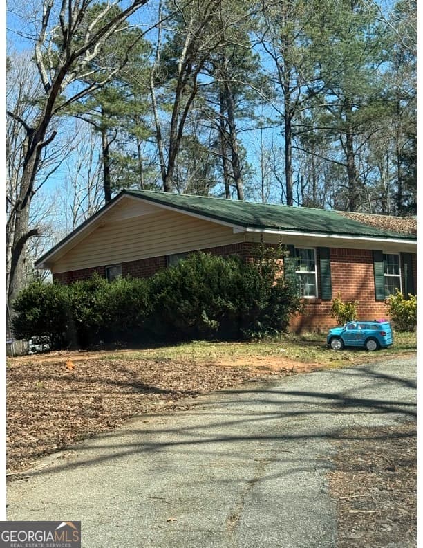 725 Strickland Town Rd — photo 19