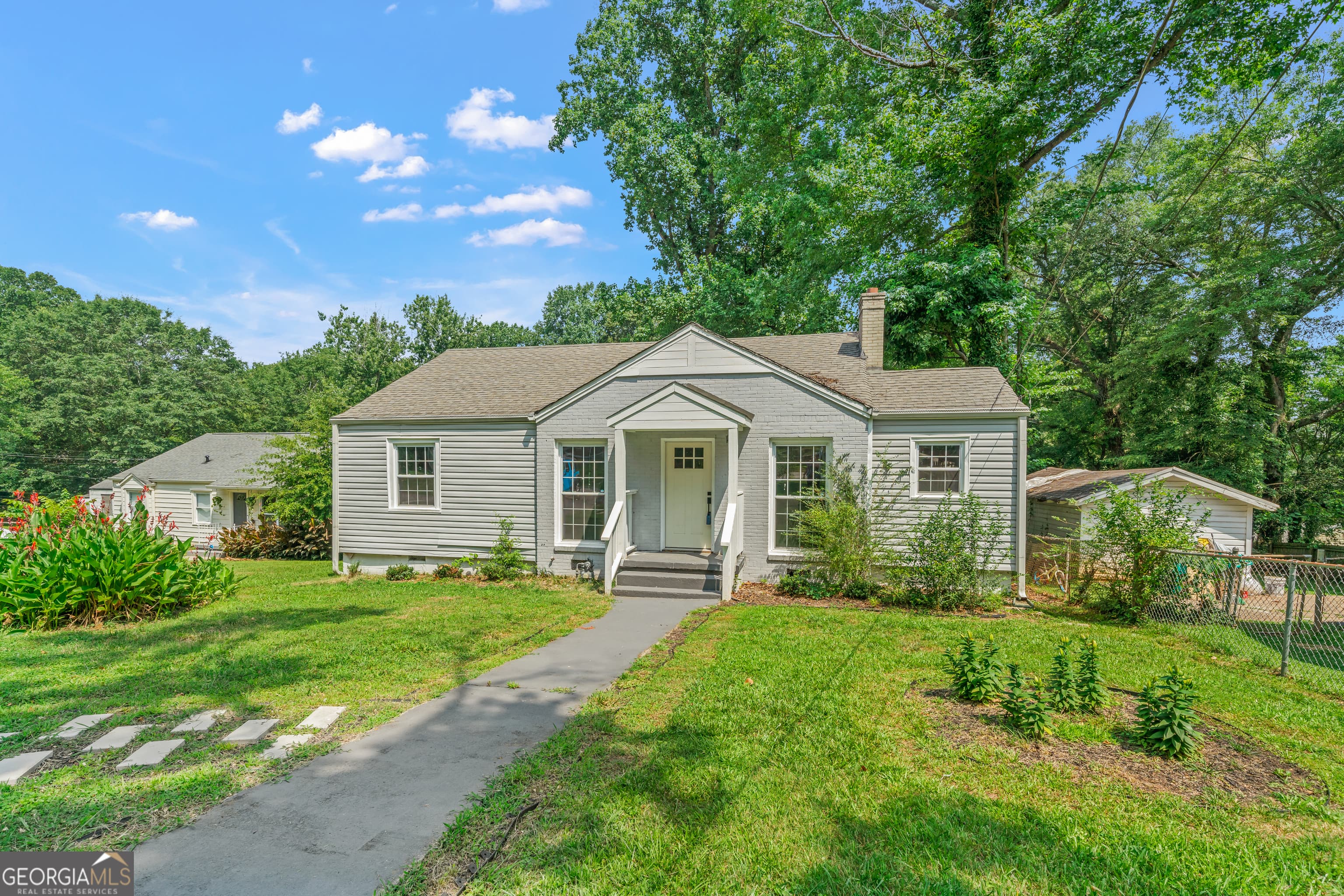 1053 Blount Pl — photo 2