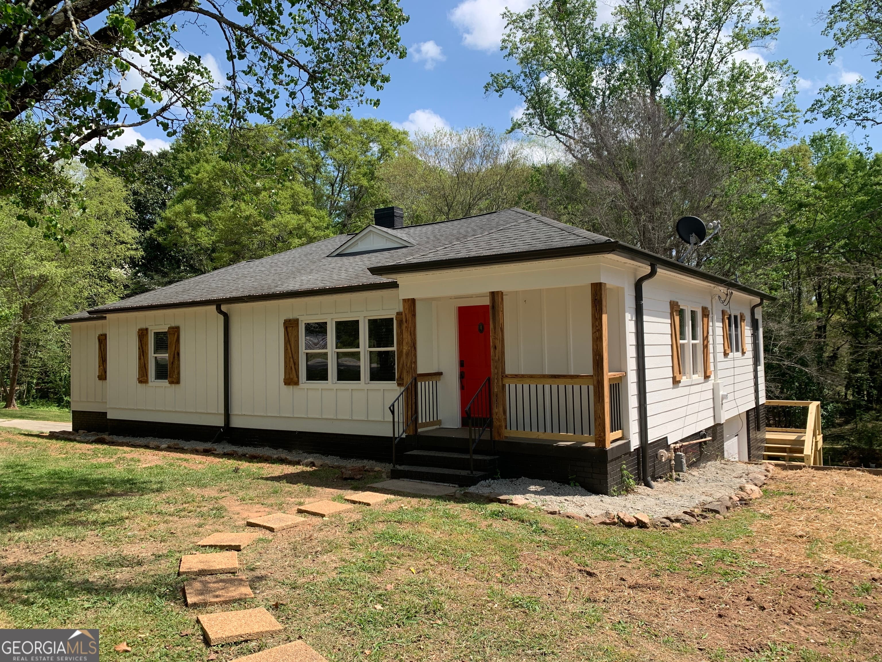 10170 Lavonia Rd — photo 1