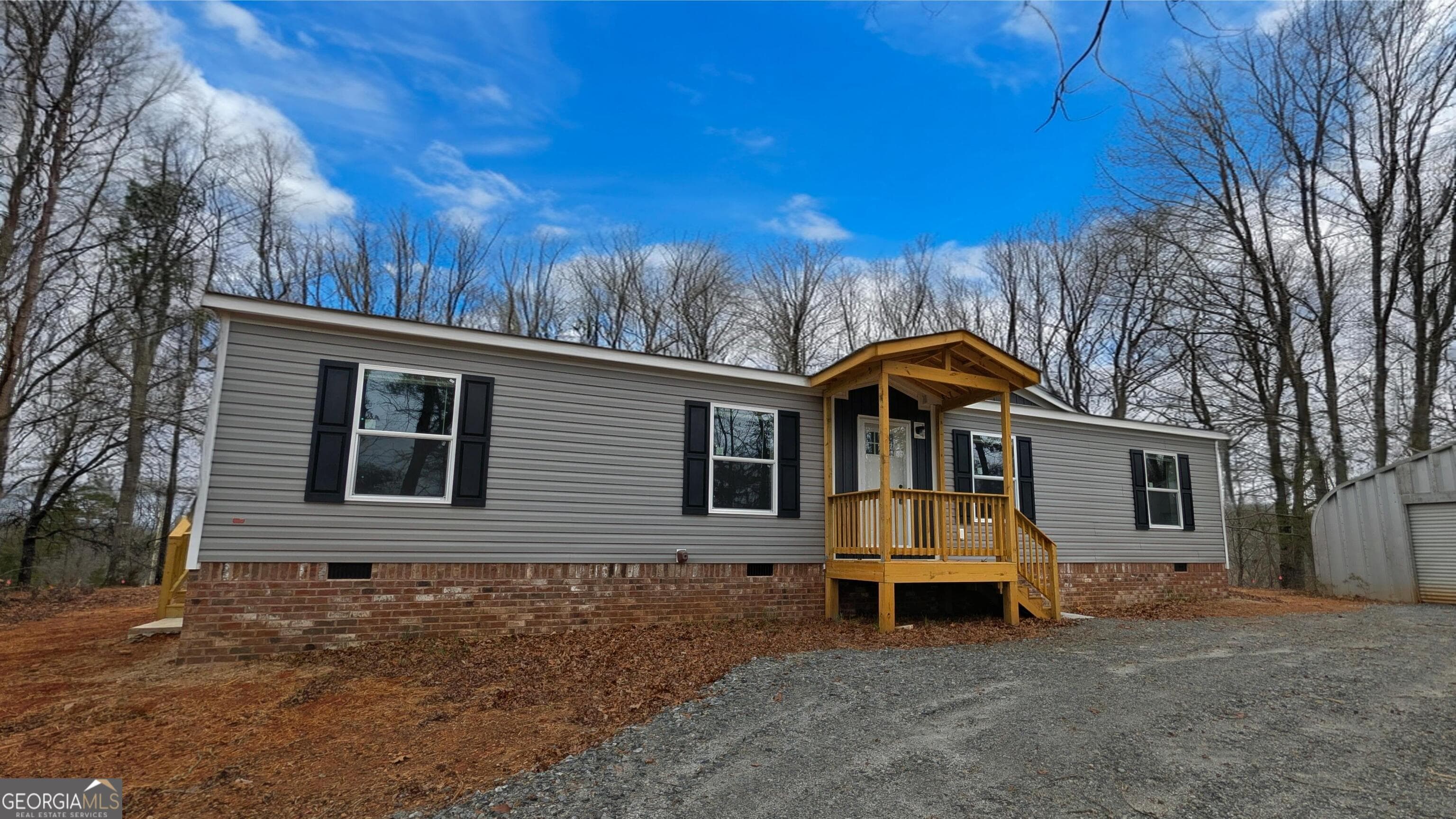 859 Mountain Ridge Dr — photo 1