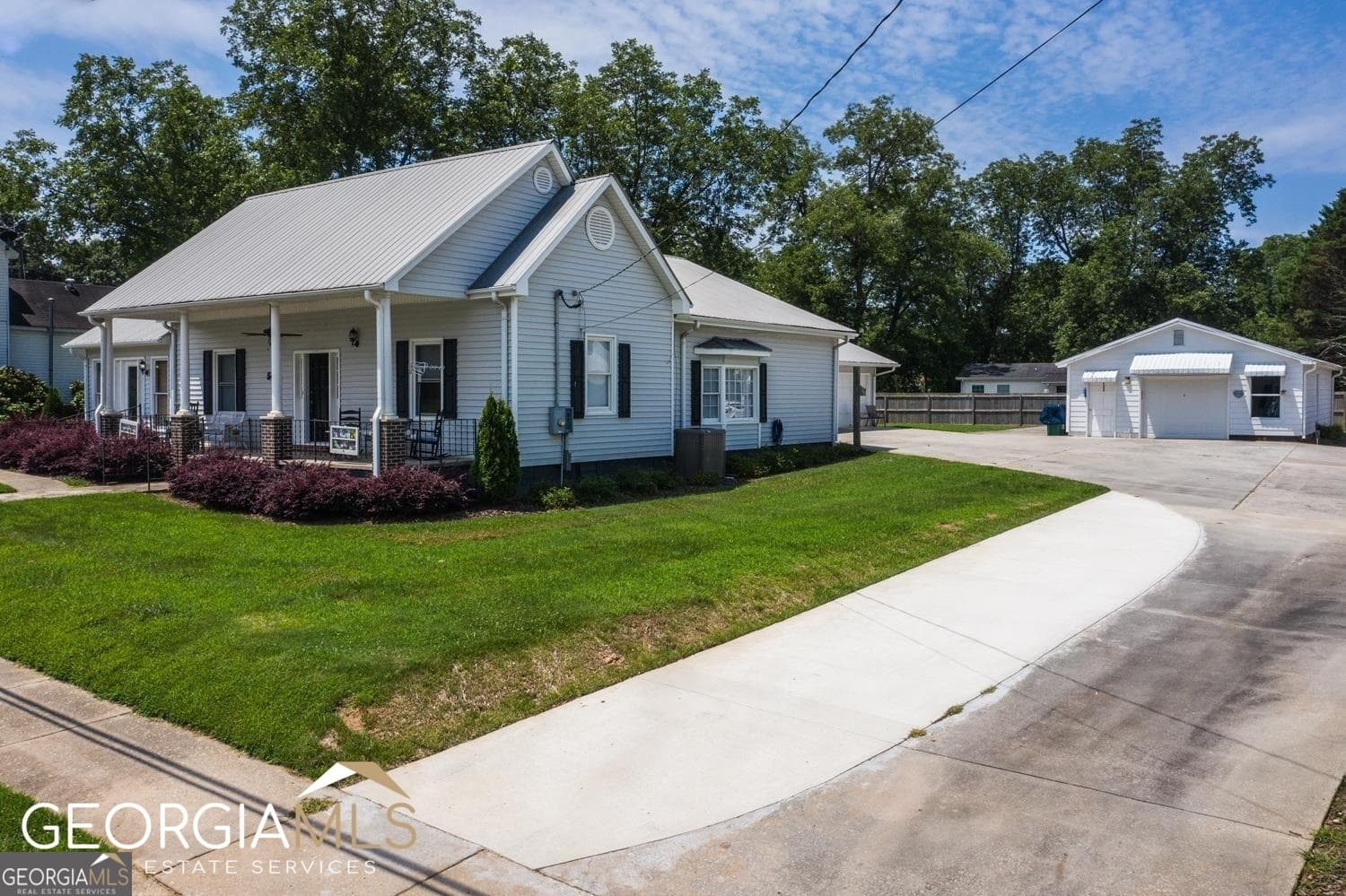 5494 Vickery St — photo 2