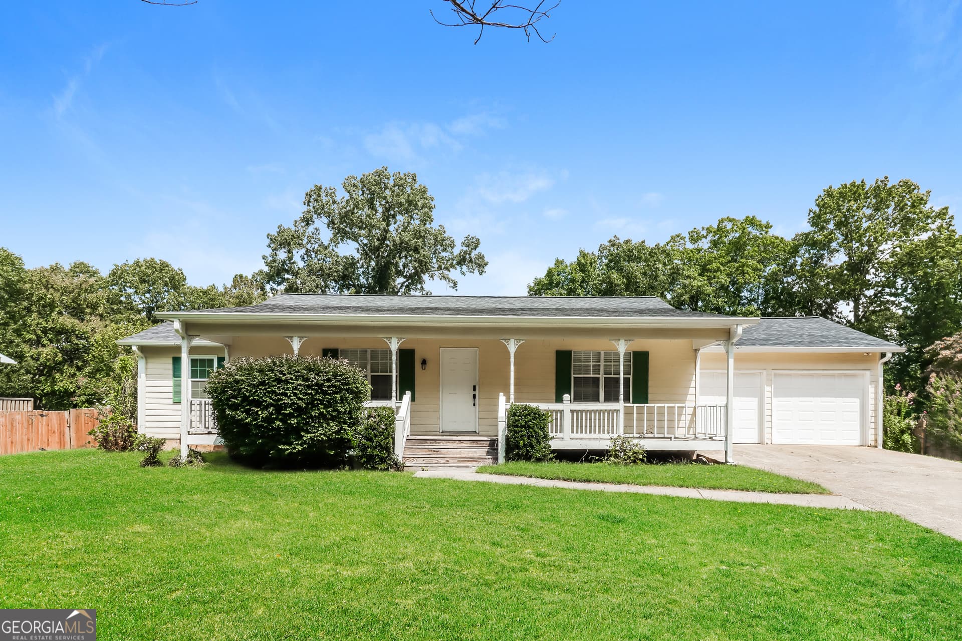 124 Fox Ridge Ct — photo 1