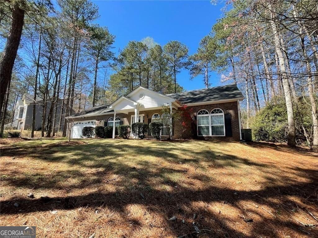 1391 Lakeview Parkway — photo 2