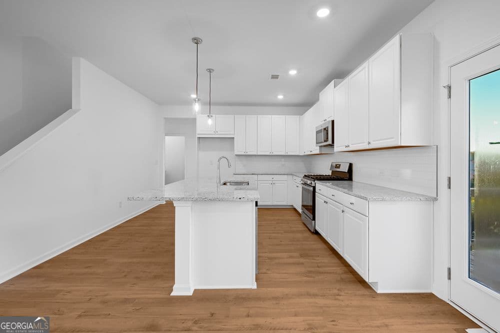 3955 Alderstone Dr — photo 2