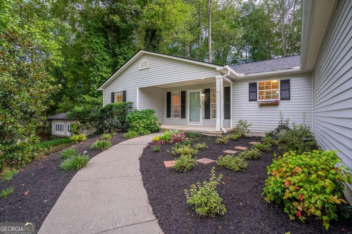 4340 Oak Creek Dr — photo 2