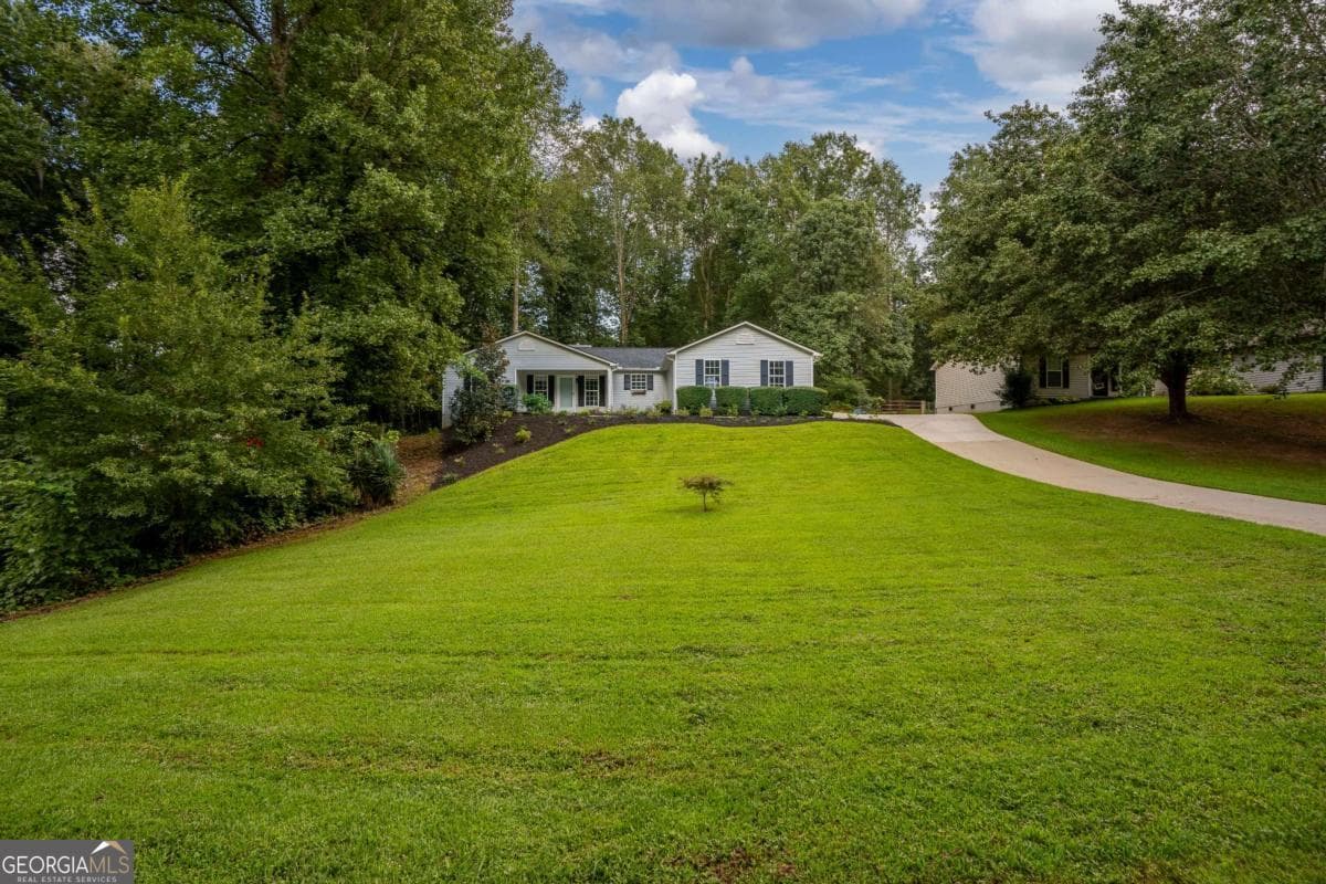 4340 Oak Creek Dr — photo 1