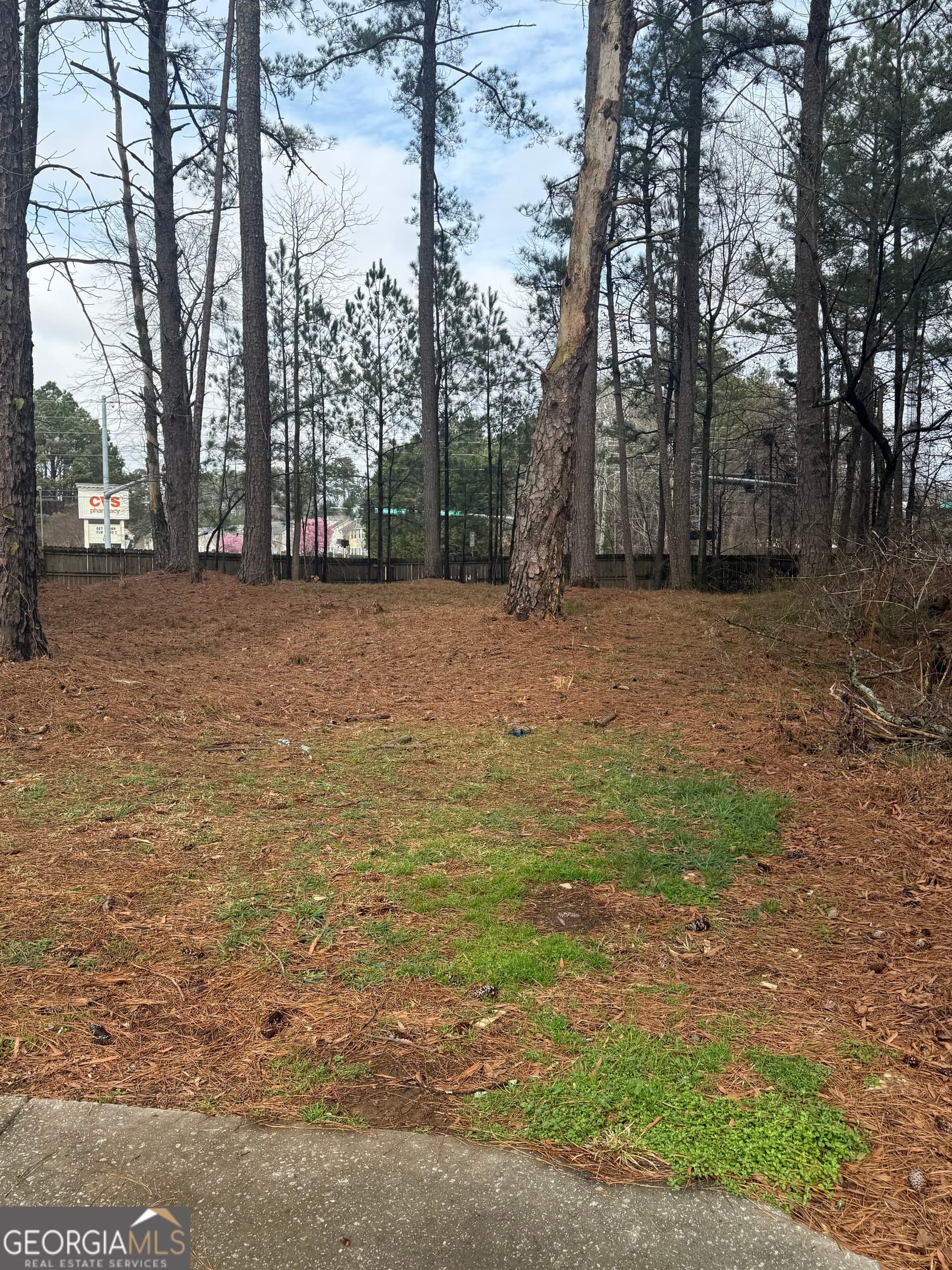 567 Wellington Way — photo 3