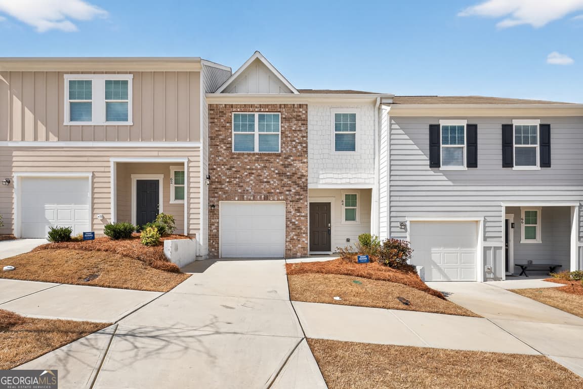 64 Thetford Way — photo 42