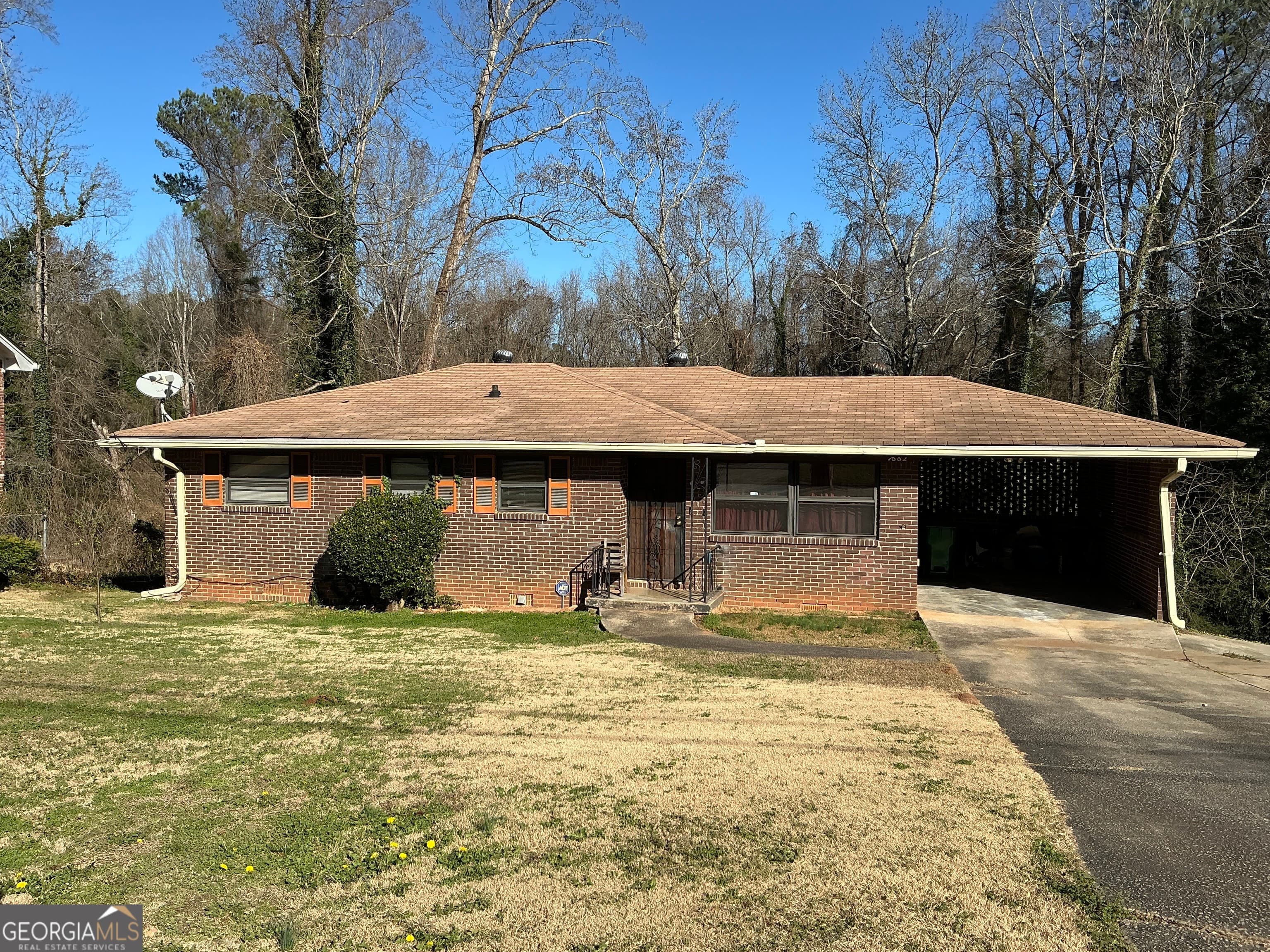 1882 Glen Echo Dr — photo 1