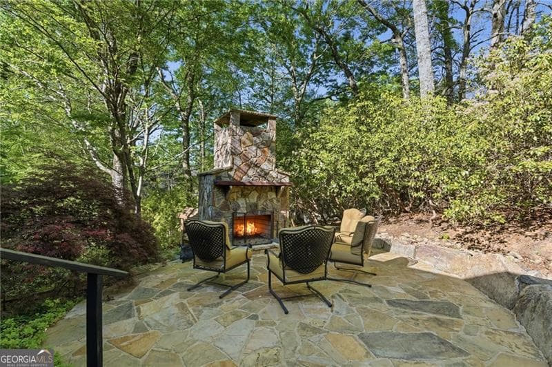 204 Doe Run — photo 2