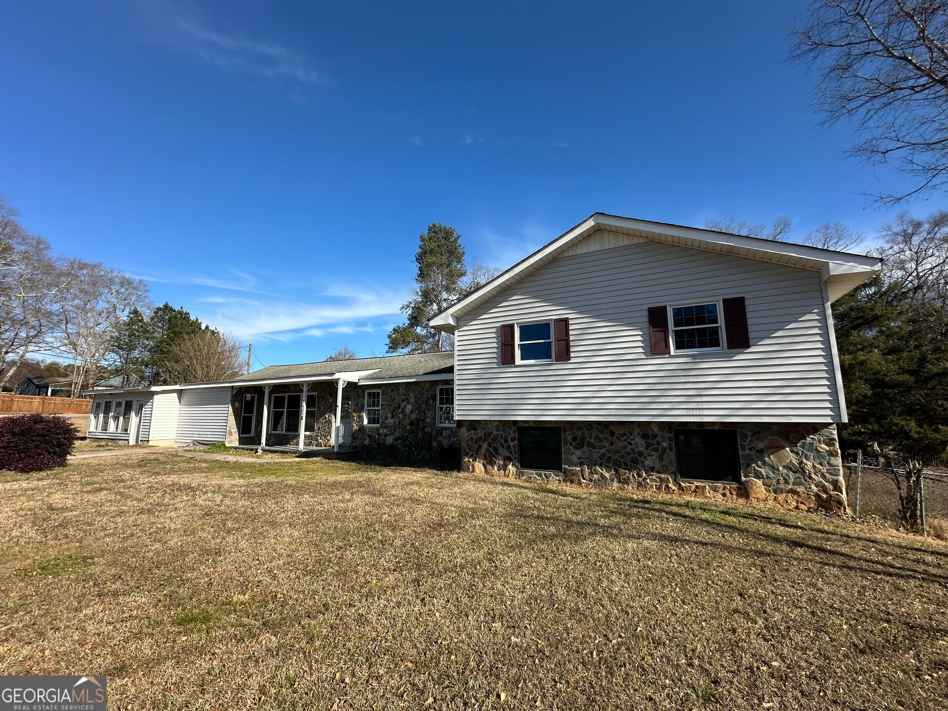 1465 Dee Kennedy Rd — photo 1