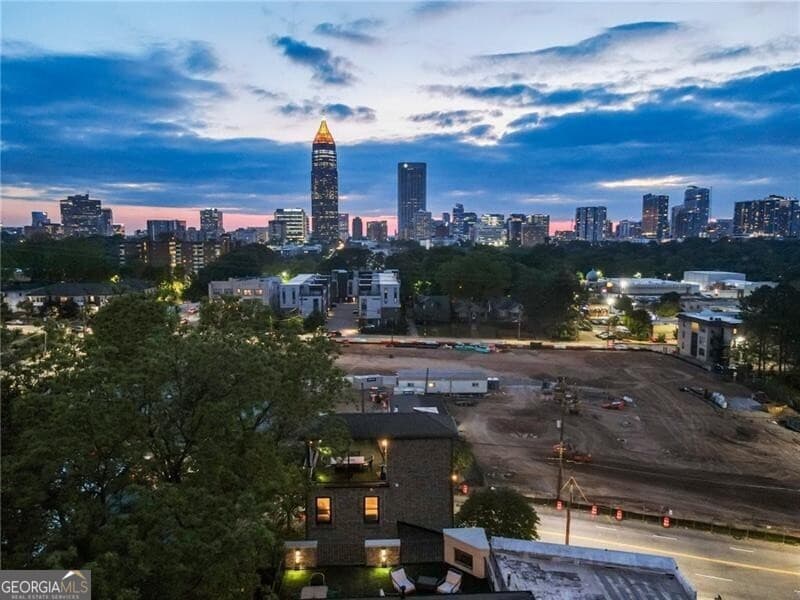 631 Blvd Ne — photo 56