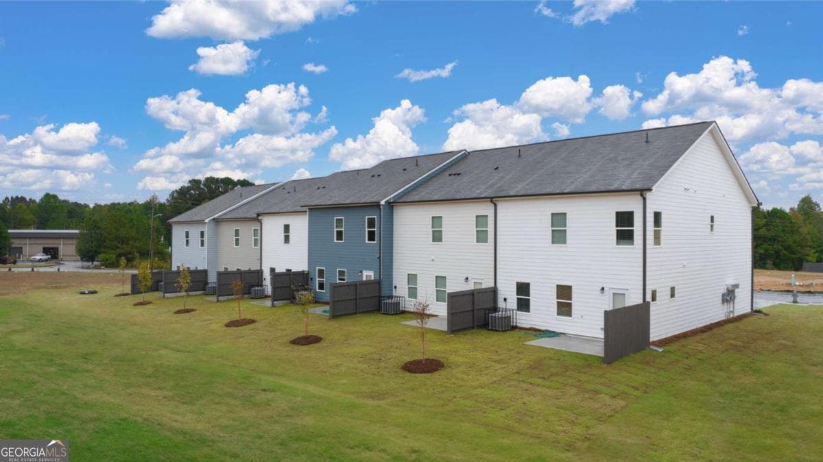 1057 Merritt Dr 83 — photo 2