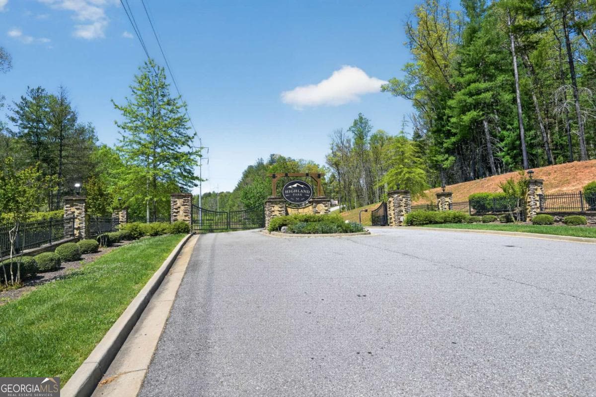 292 Highpoint Trail — photo 36